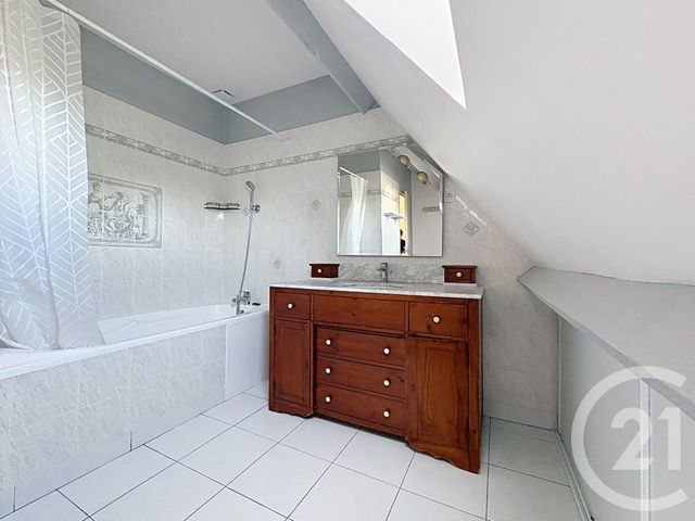 maison à vendre - 5 pièces - 129.97 m2 - GIRAUMONT - 60 - PICARDIE - Century 21 Infinity