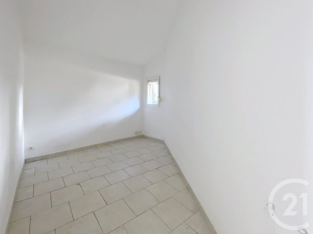 Appartement F4 à louer - 4 pièces - 62.32 m2 - THOUROTTE - 60 - PICARDIE - Century 21 Infinity