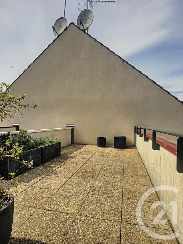 Appartement F3 à louer - 3 pièces - 65.32 m2 - MARGNY LES COMPIEGNE - 60 - PICARDIE - Century 21 Infinity